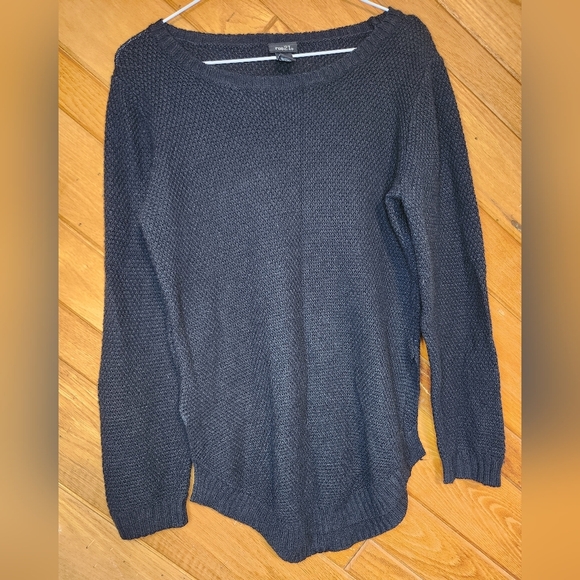 Rue 21 navy blue lightweight medium sweater - Picture 1 of 12